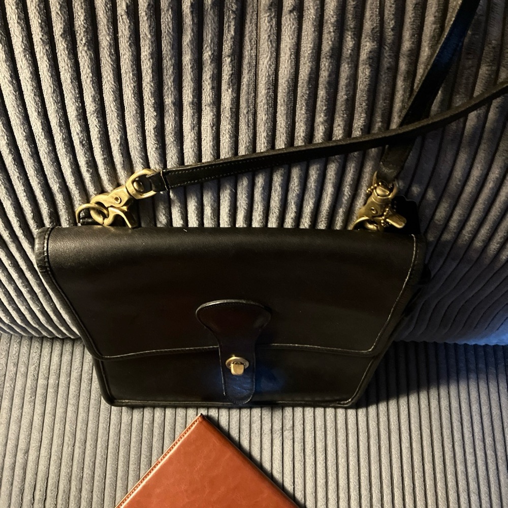 Vintage Coach Slim Pouch 9640 - Black Leather - NYC made late 70s RARE - Picture 2 of 16